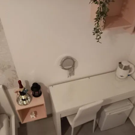 Ket בית הארחה 2*