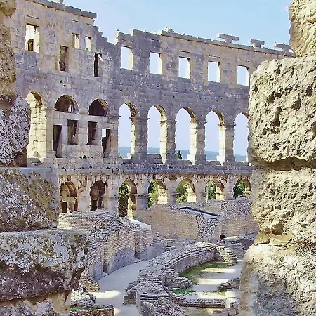 Affittacamere Ket 2*